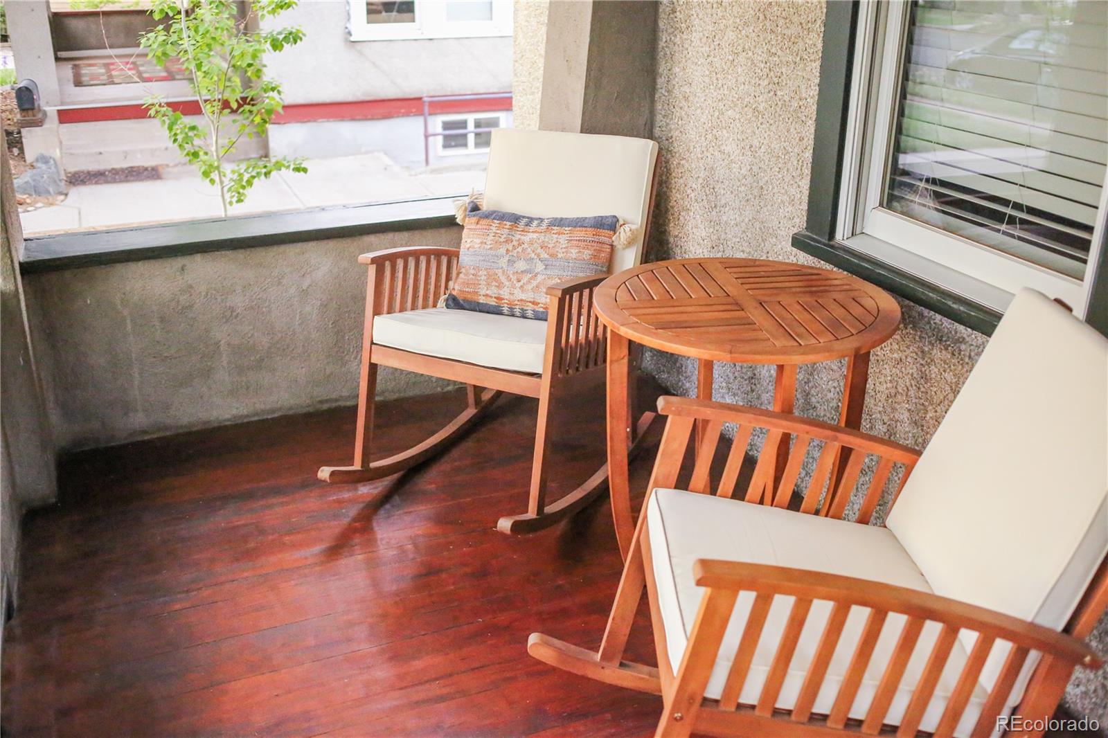 5628 S Louthan Street