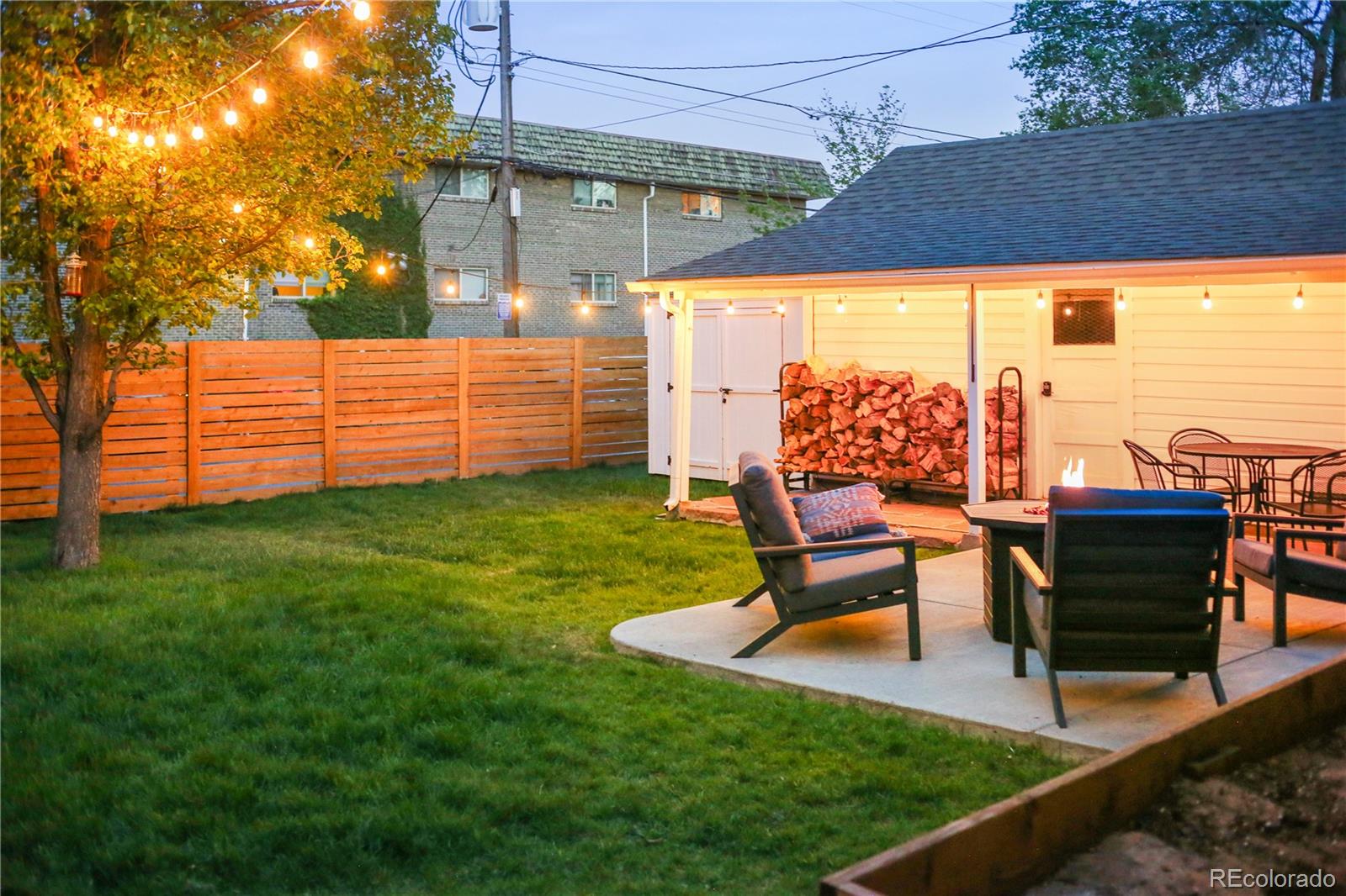 5628 S Louthan Street