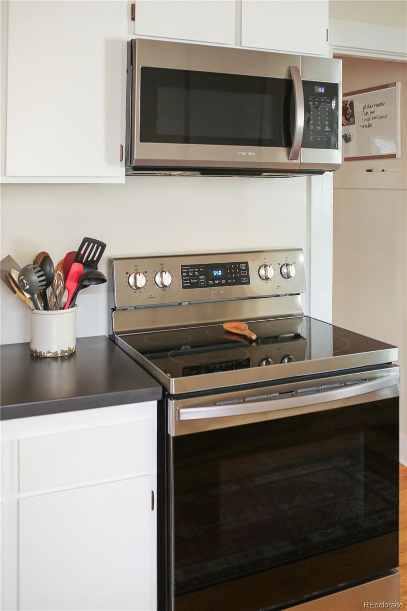 5628 S Louthan Street