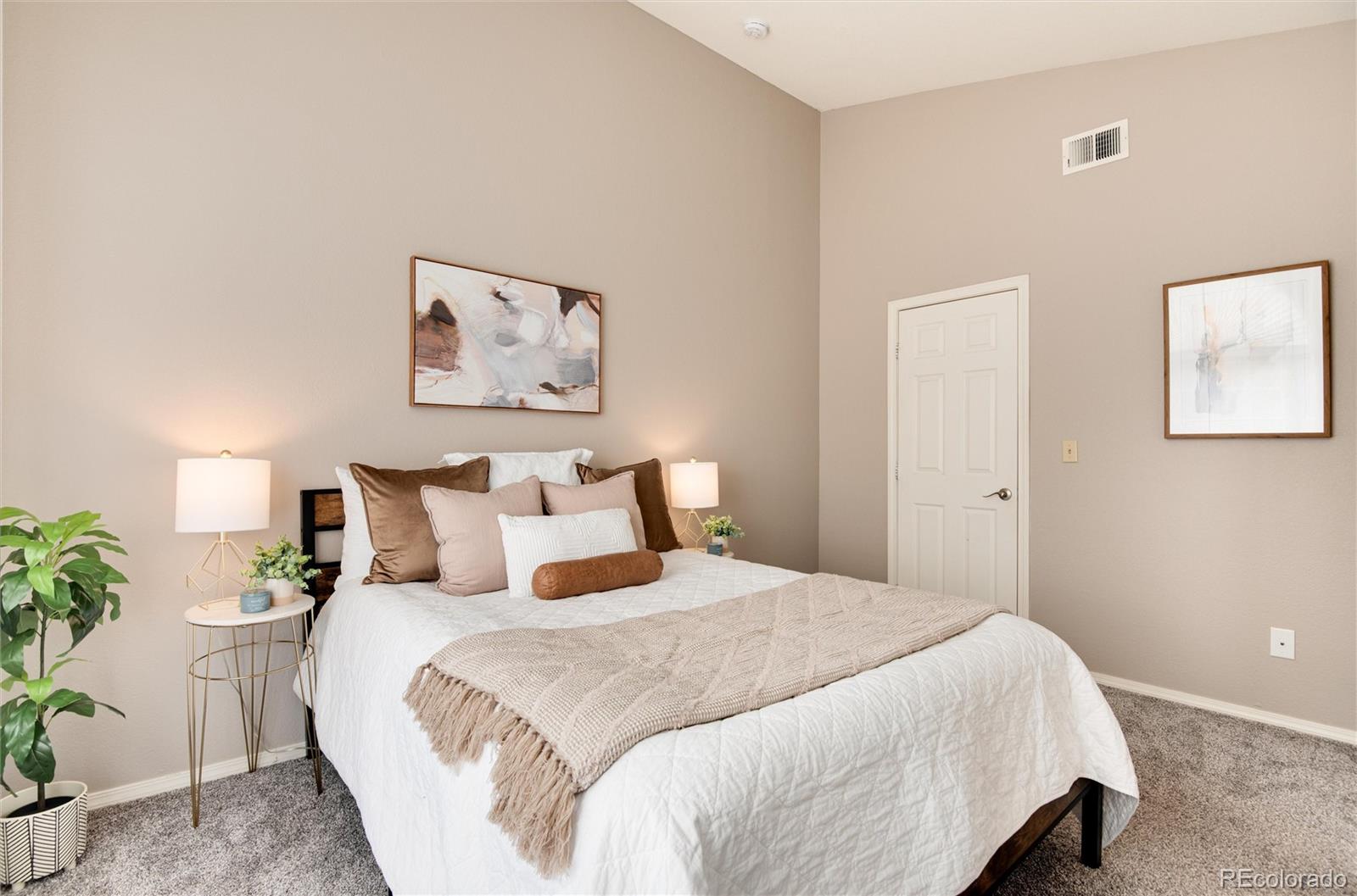 8641 E Dry Creek Road Unit: 528