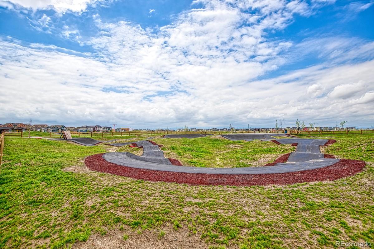 5987 N Elmira Street