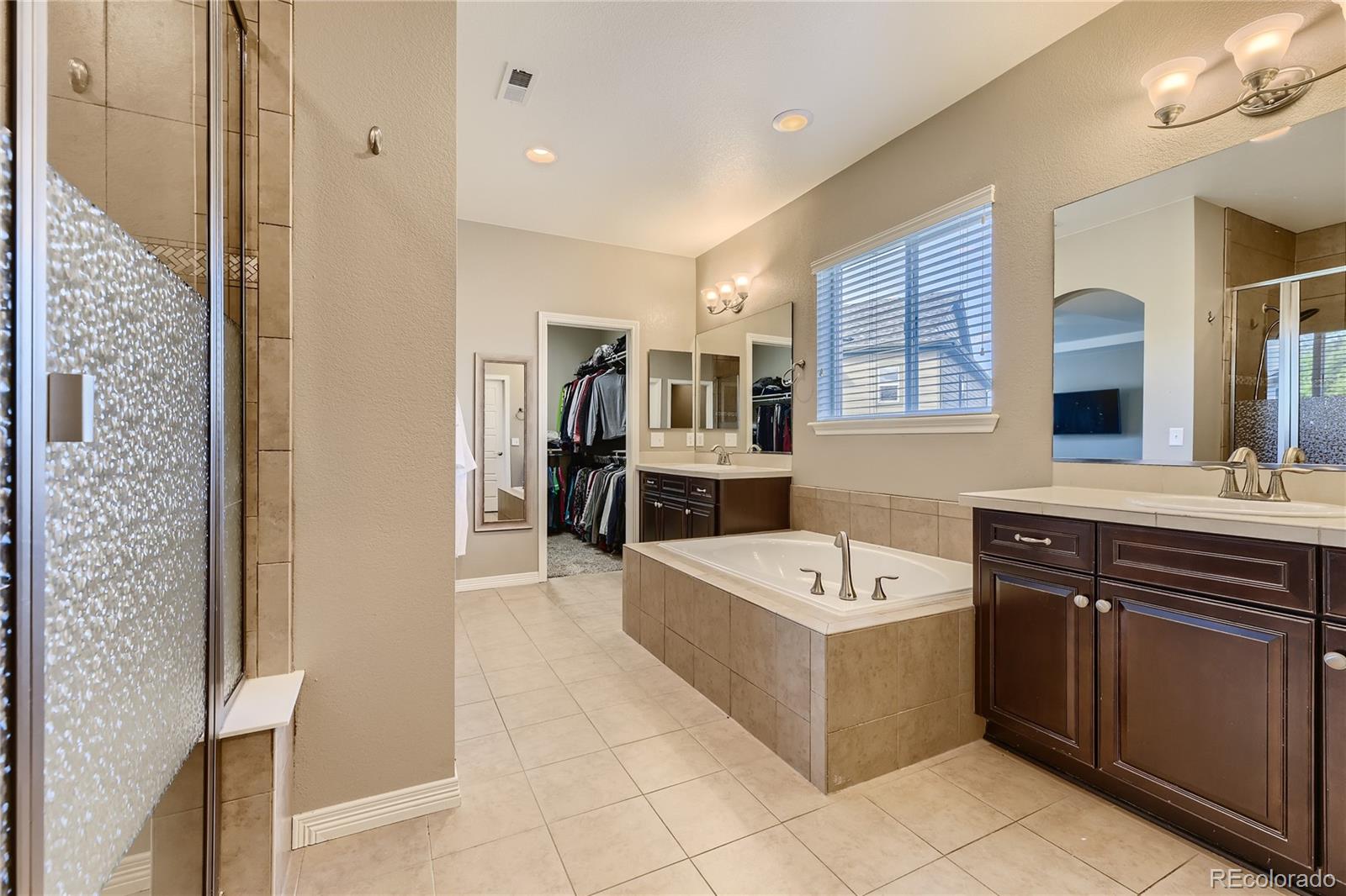 20497 Narrow Pine Lane