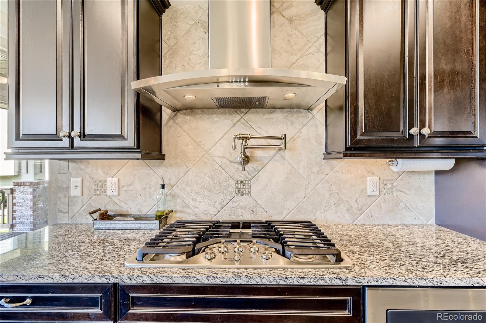 20497 Narrow Pine Lane