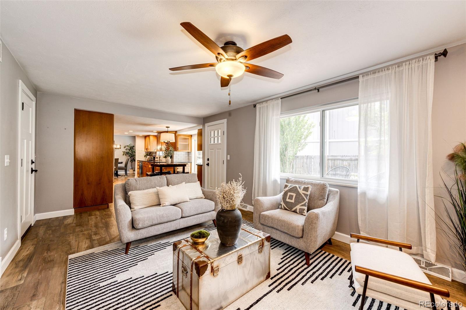 6009 S Jamaica Circle