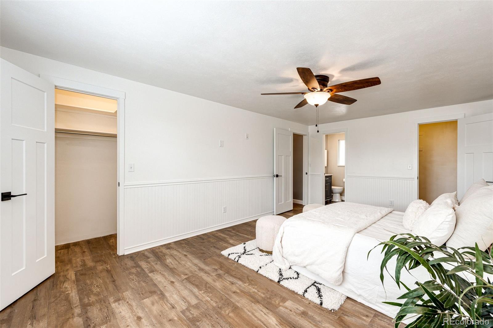 6009 S Jamaica Circle