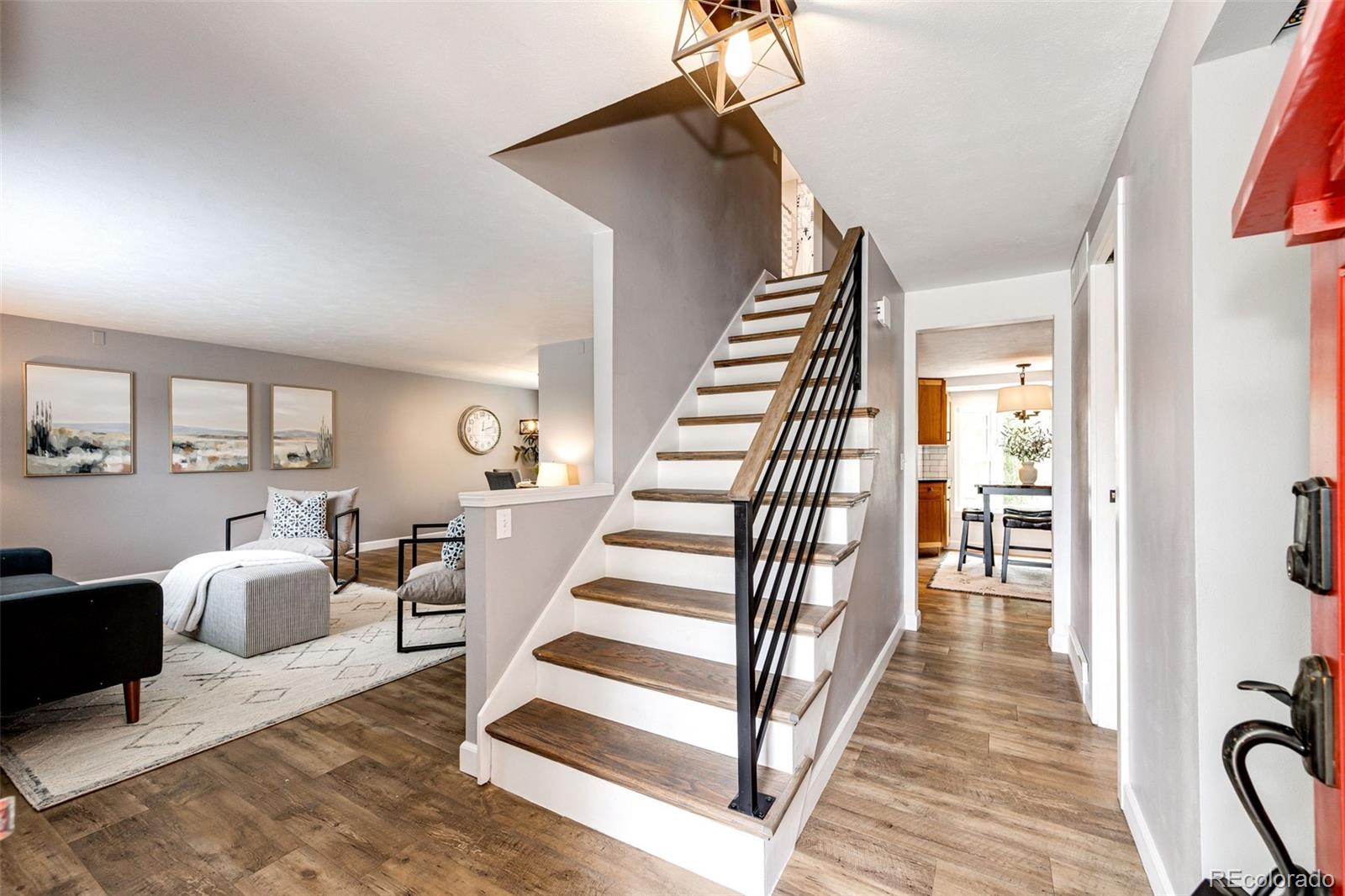 6009 S Jamaica Circle