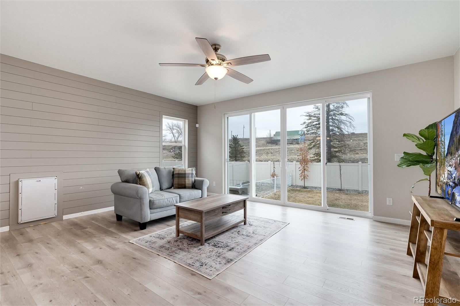 5736 Saddle Skirt Street