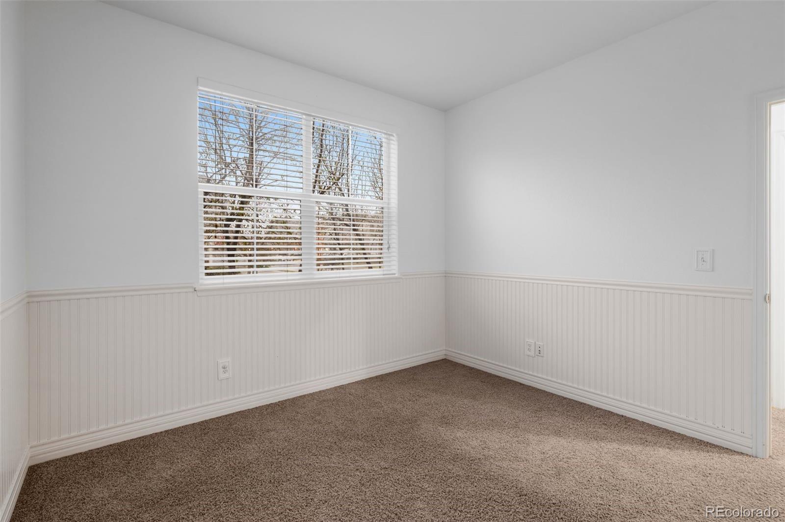 23420 E Berry Avenue