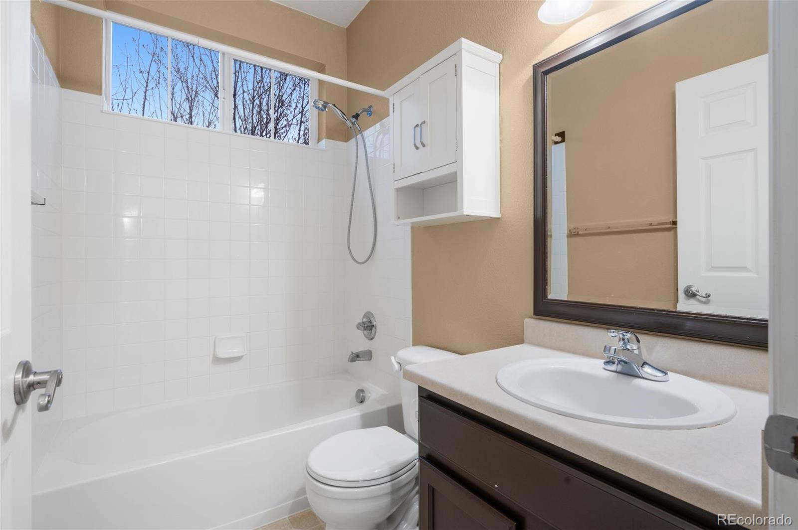 23420 E Berry Avenue