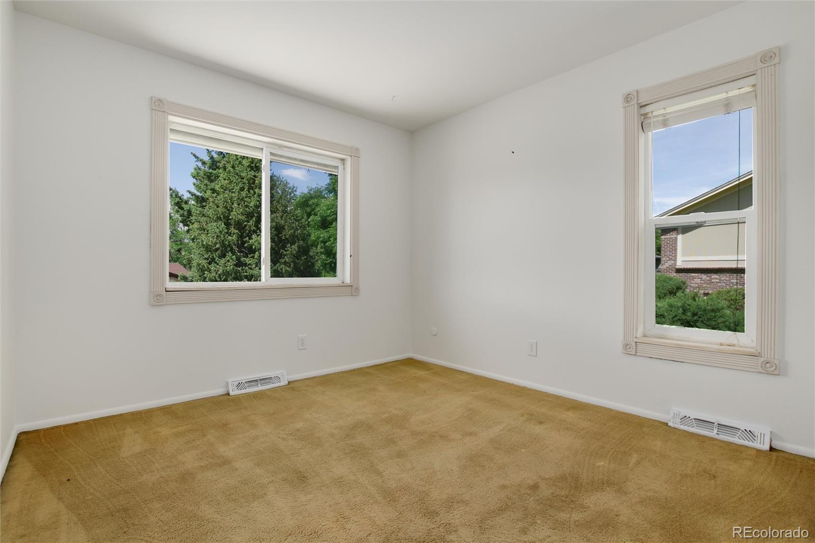 4162 S Verbena Street