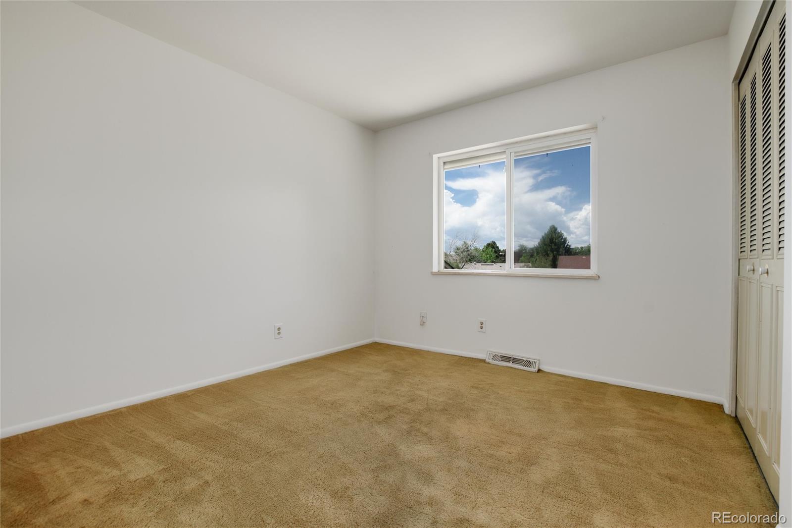 4162 S Verbena Street