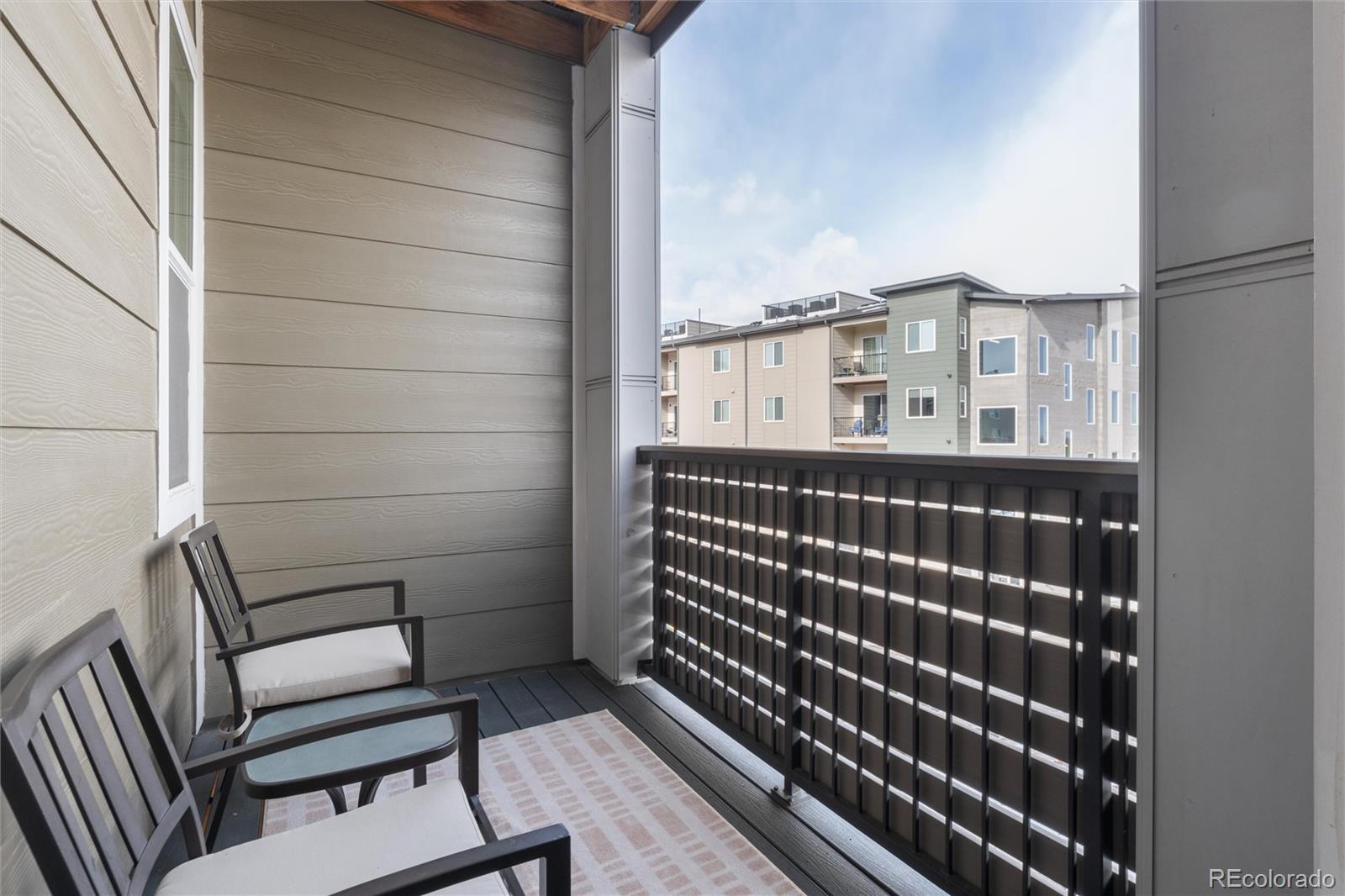 460 E Fremont Place Unit: 301