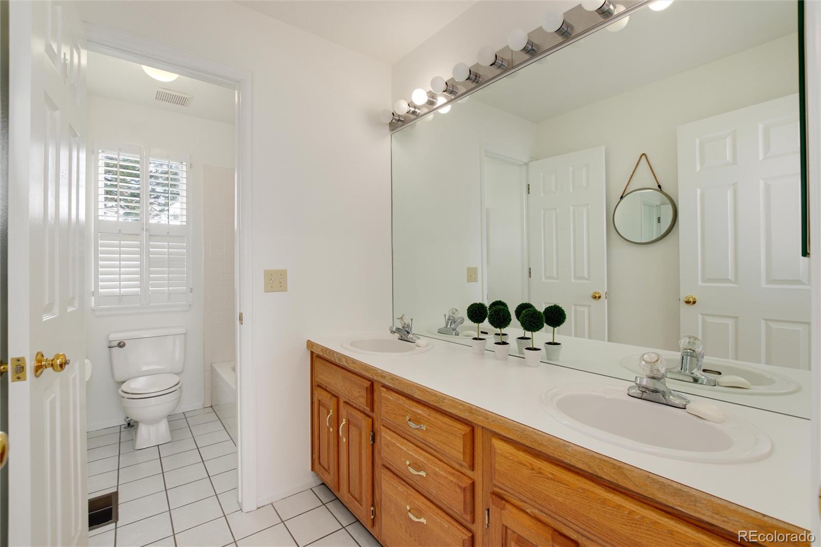 9674 W Arlington Avenue