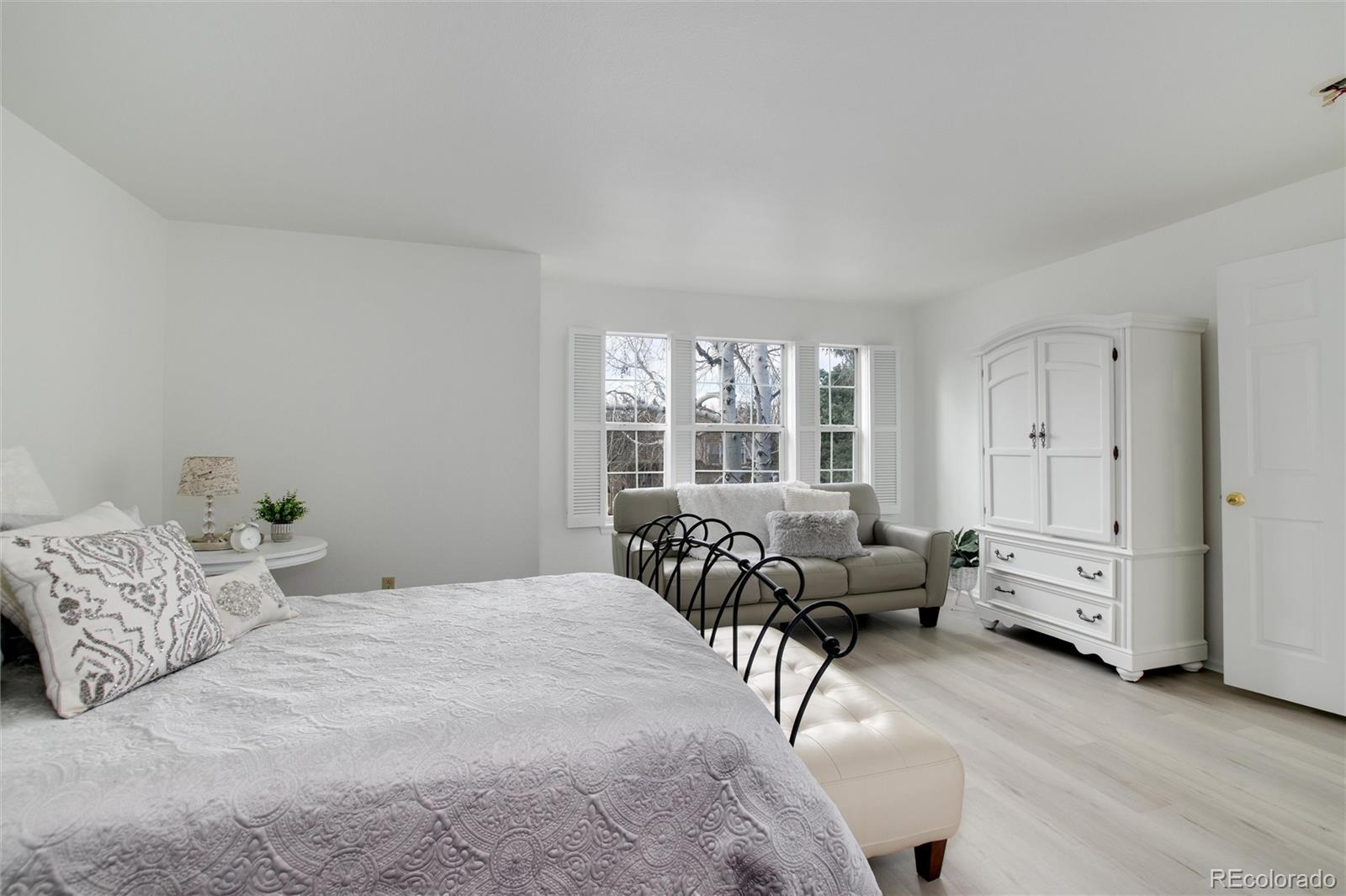 9674 W Arlington Avenue