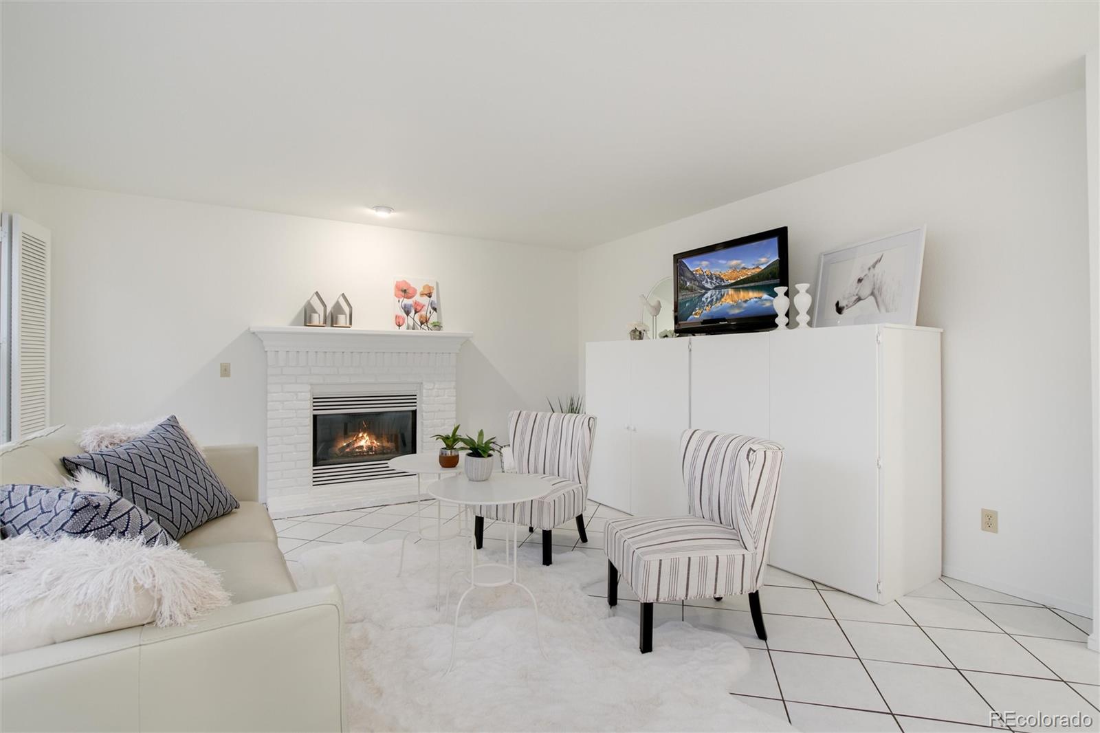 9674 W Arlington Avenue