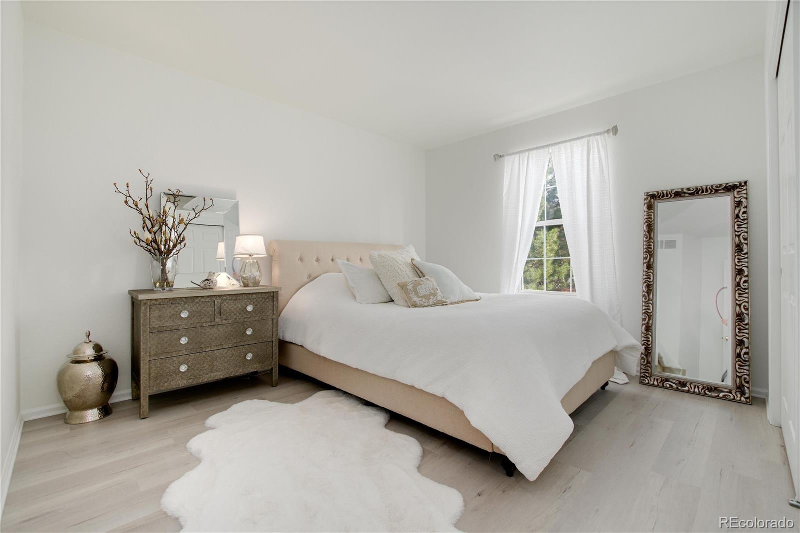 9674 W Arlington Avenue