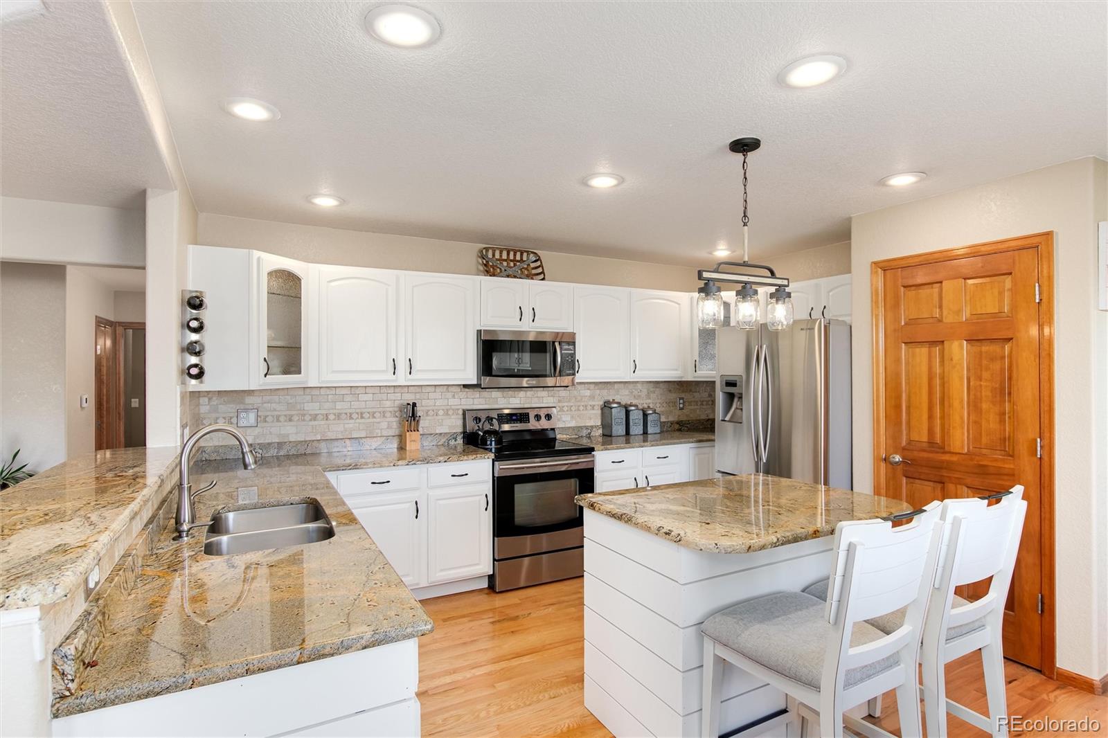 5023 Mountain Meadow Trail