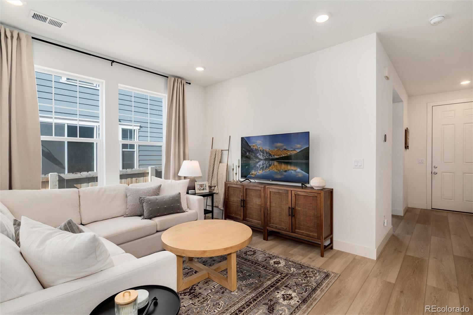 16648 Shoshone Street