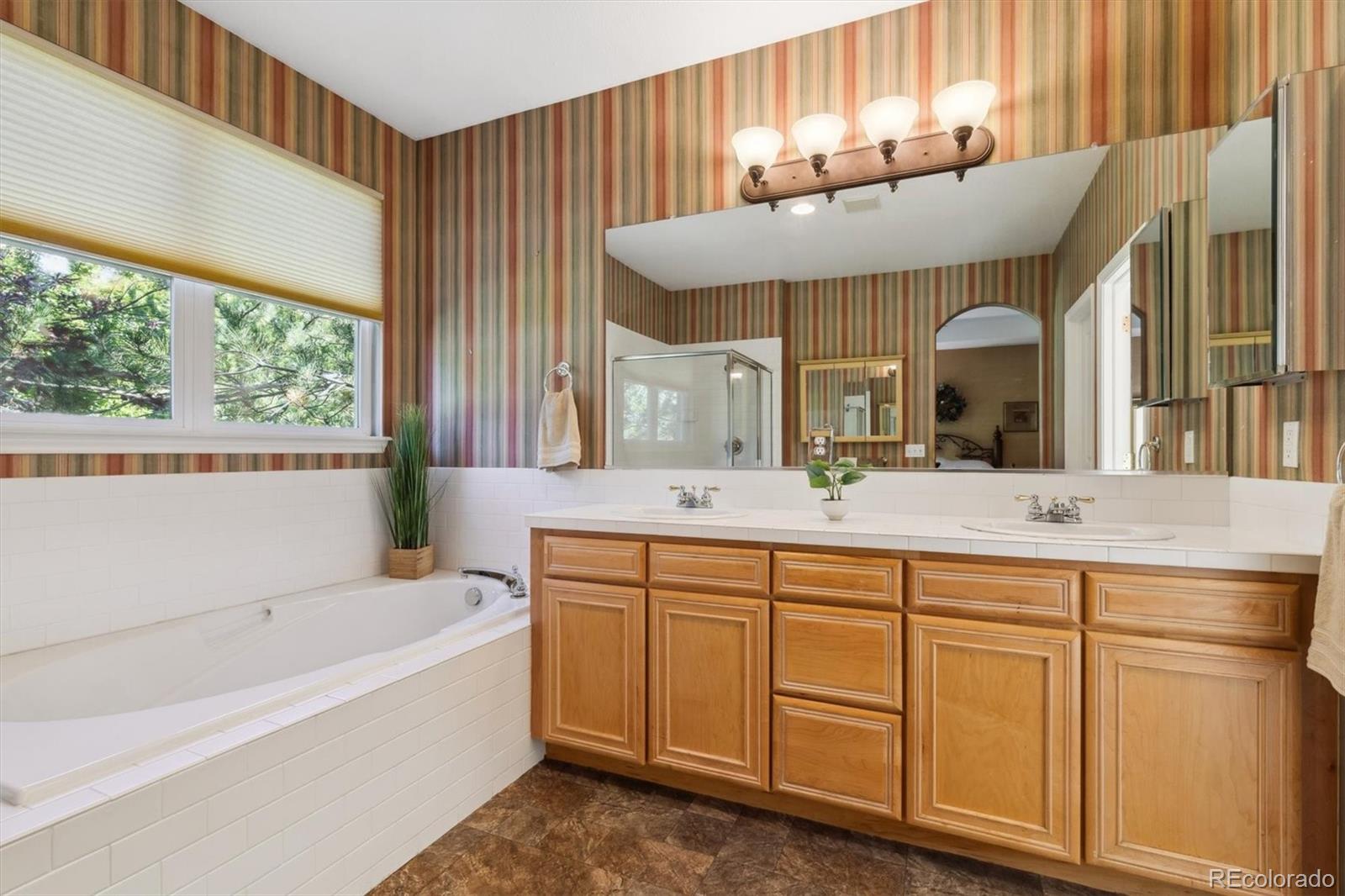 7580 Loveland Circle