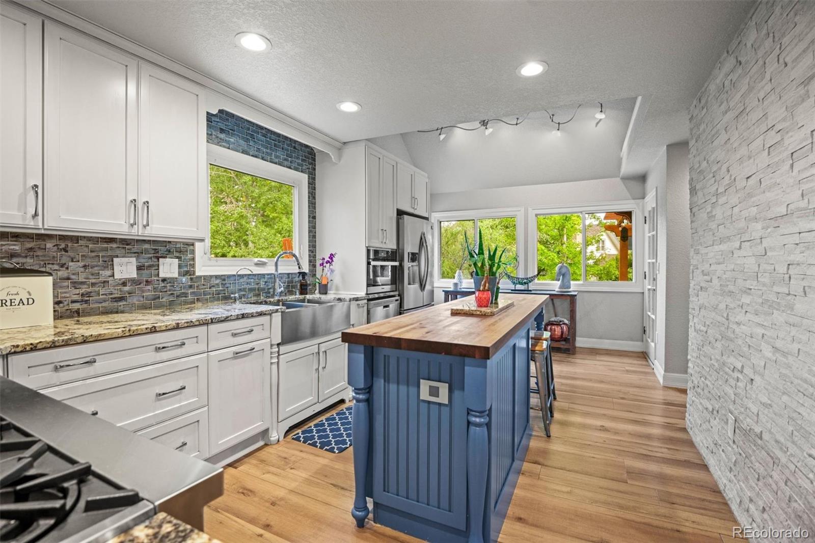 7 Desert Willow Lane