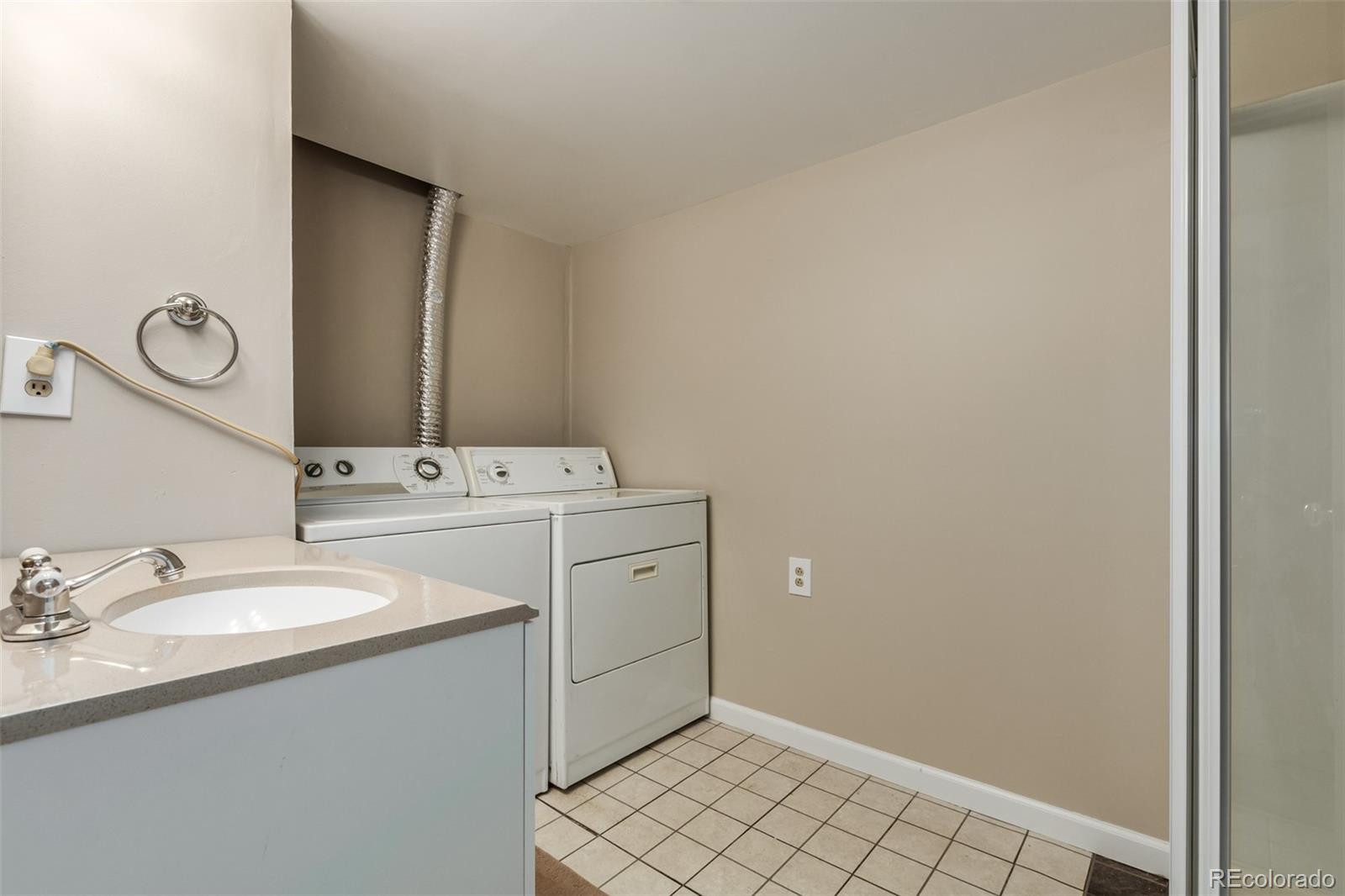 7172 S Washington Street