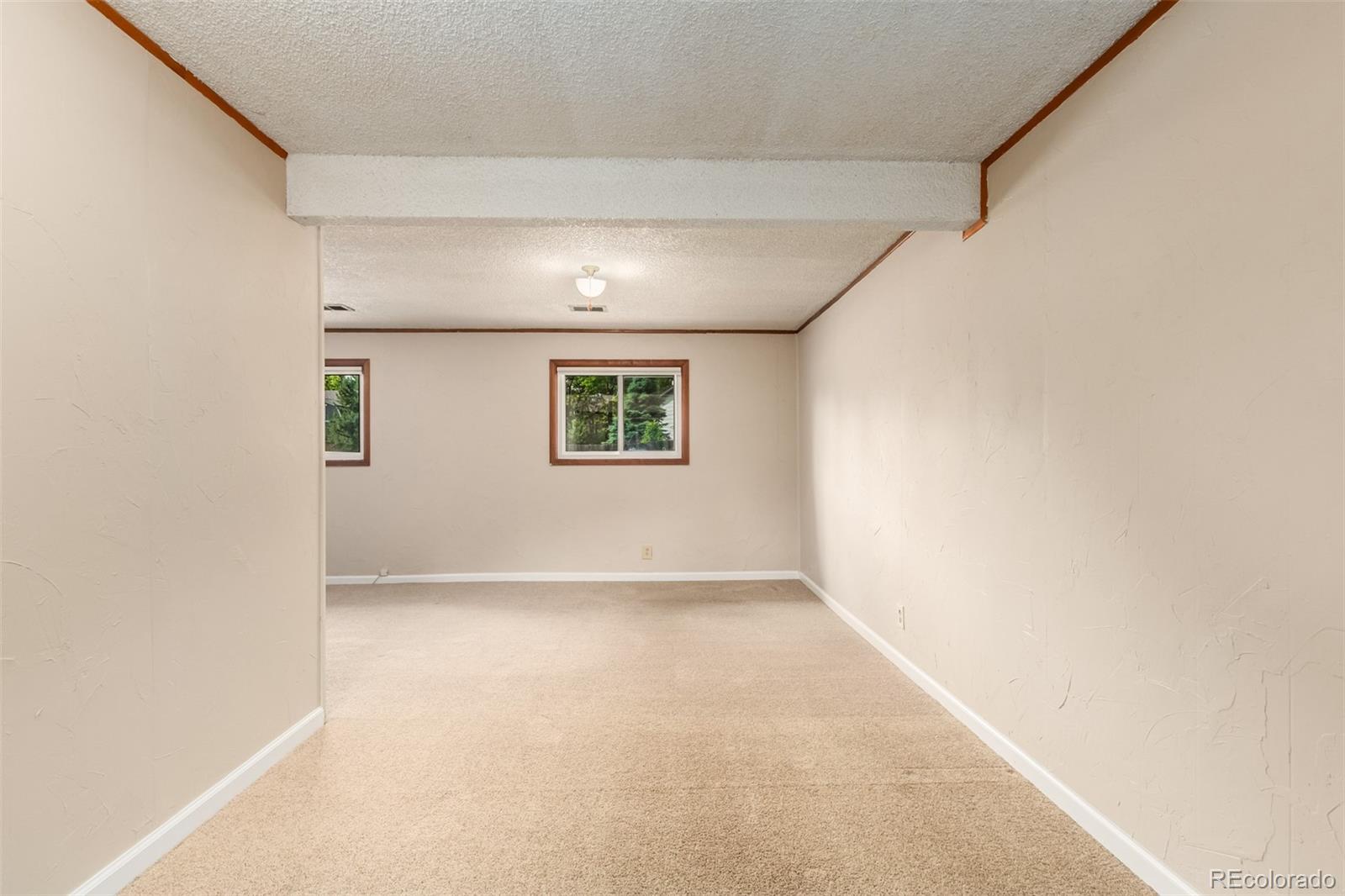 7172 S Washington Street