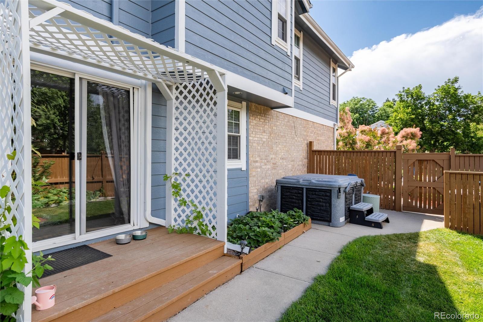 5754 S Olathe Street