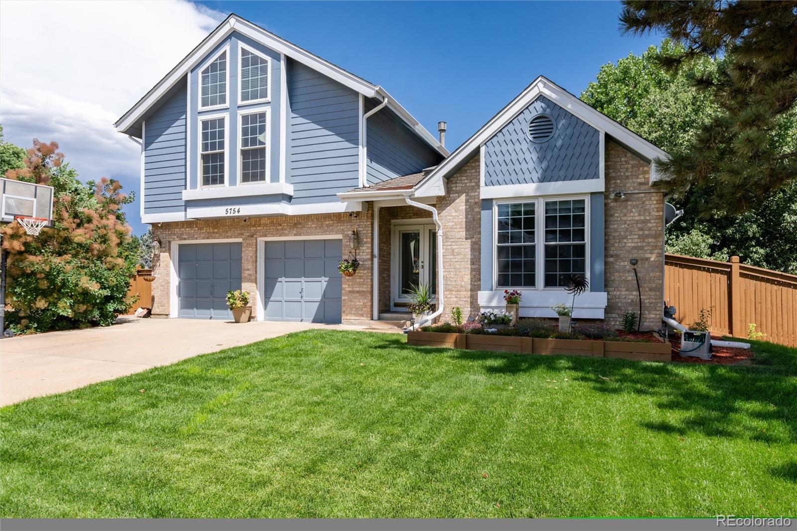 5754 S Olathe Street