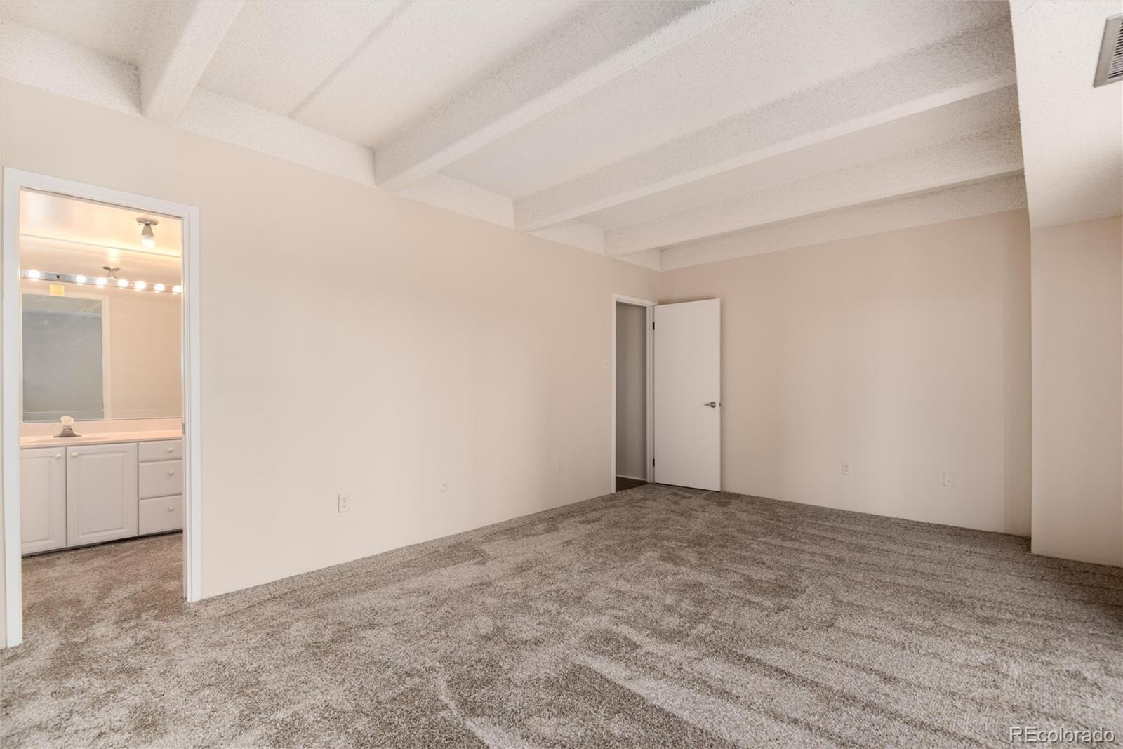 7865 E Mississippi Avenue Unit: 702