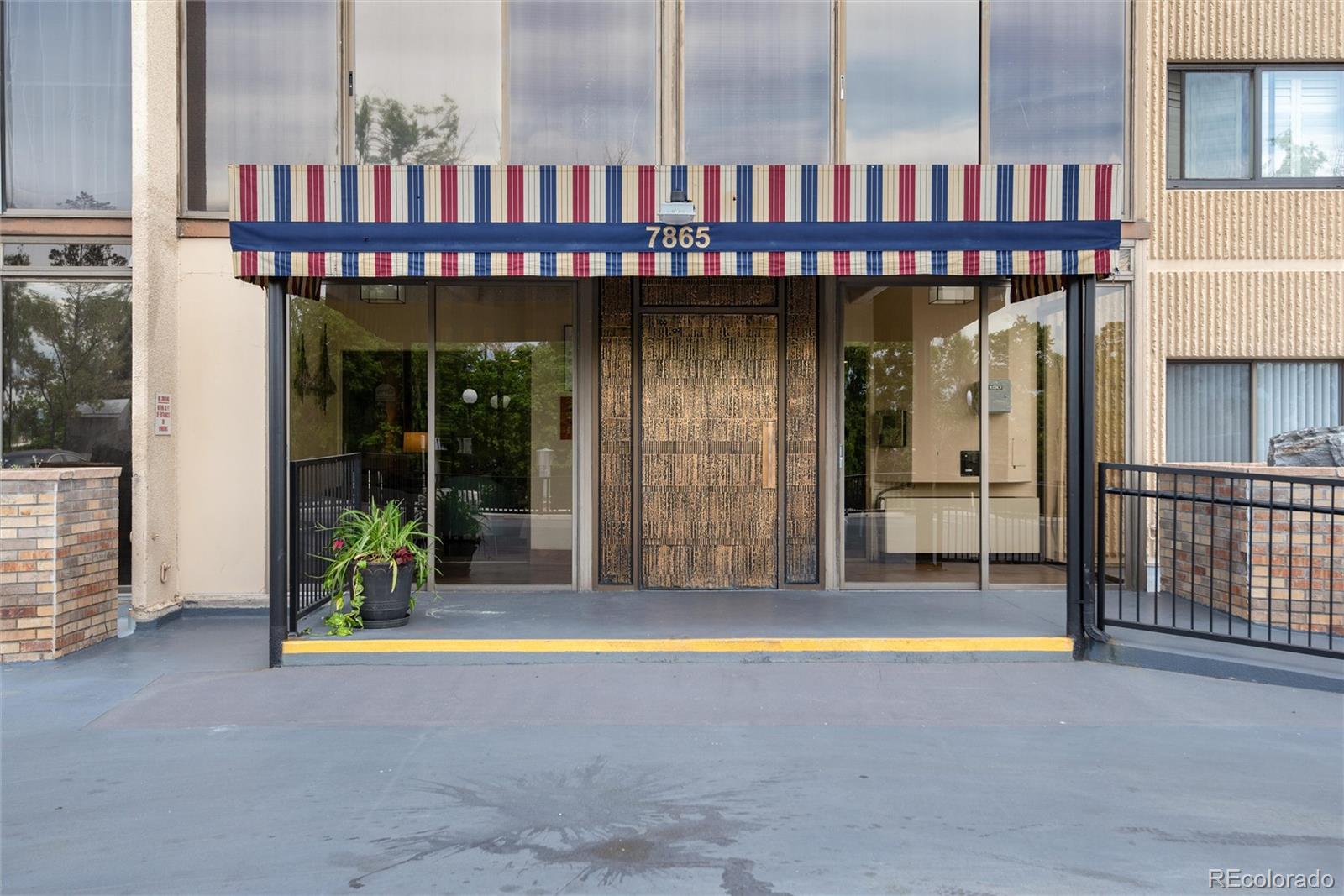7865 E Mississippi Avenue Unit: 702