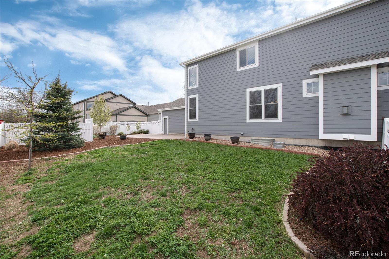 16544 E Blackthorn Way