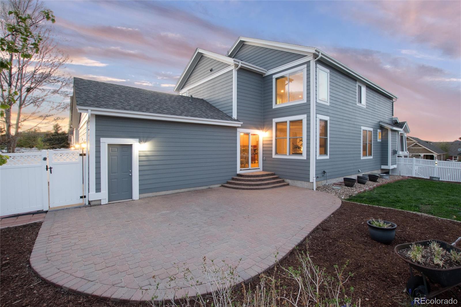 16544 E Blackthorn Way