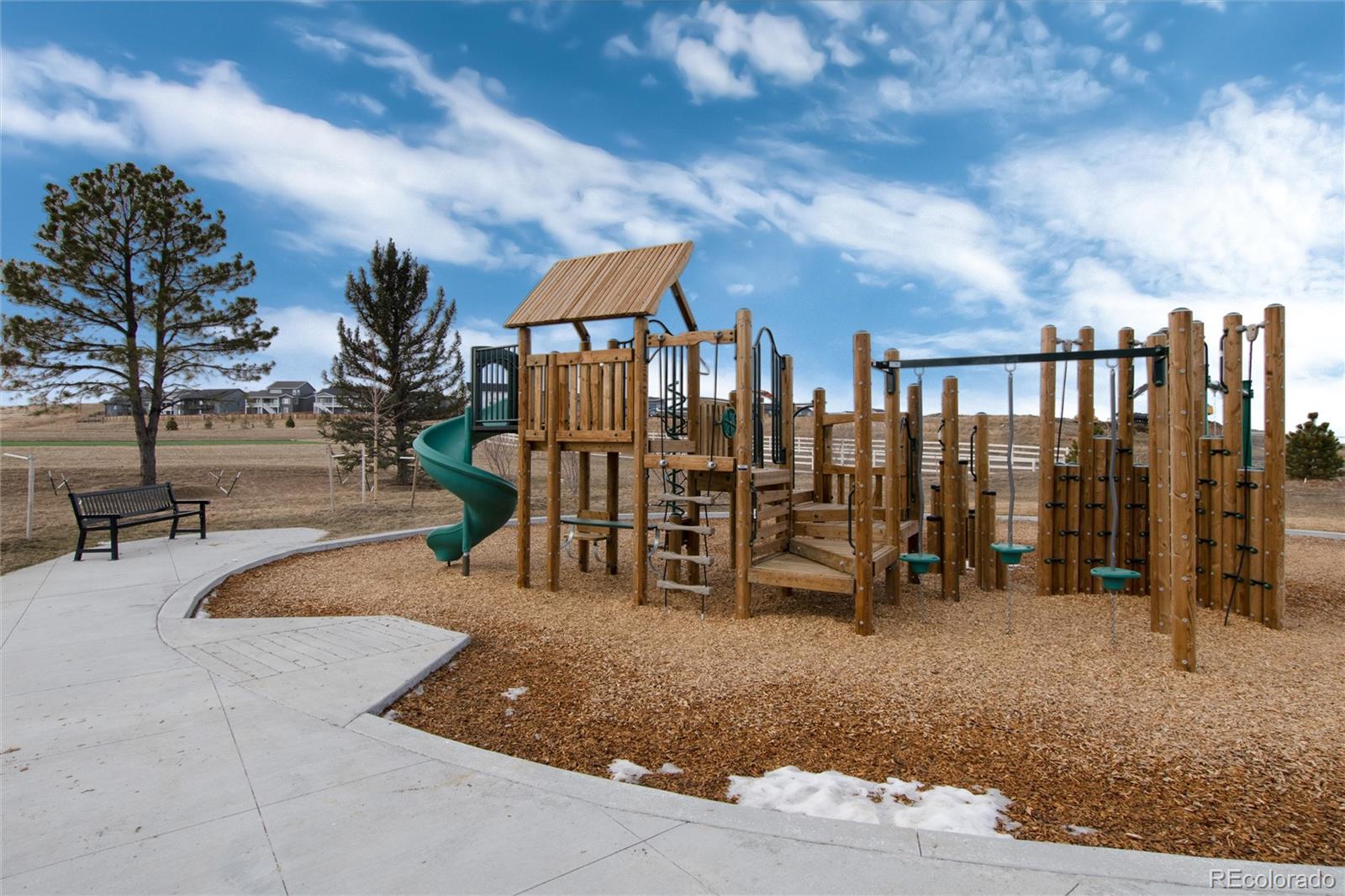 5633 Loma Vista Drive