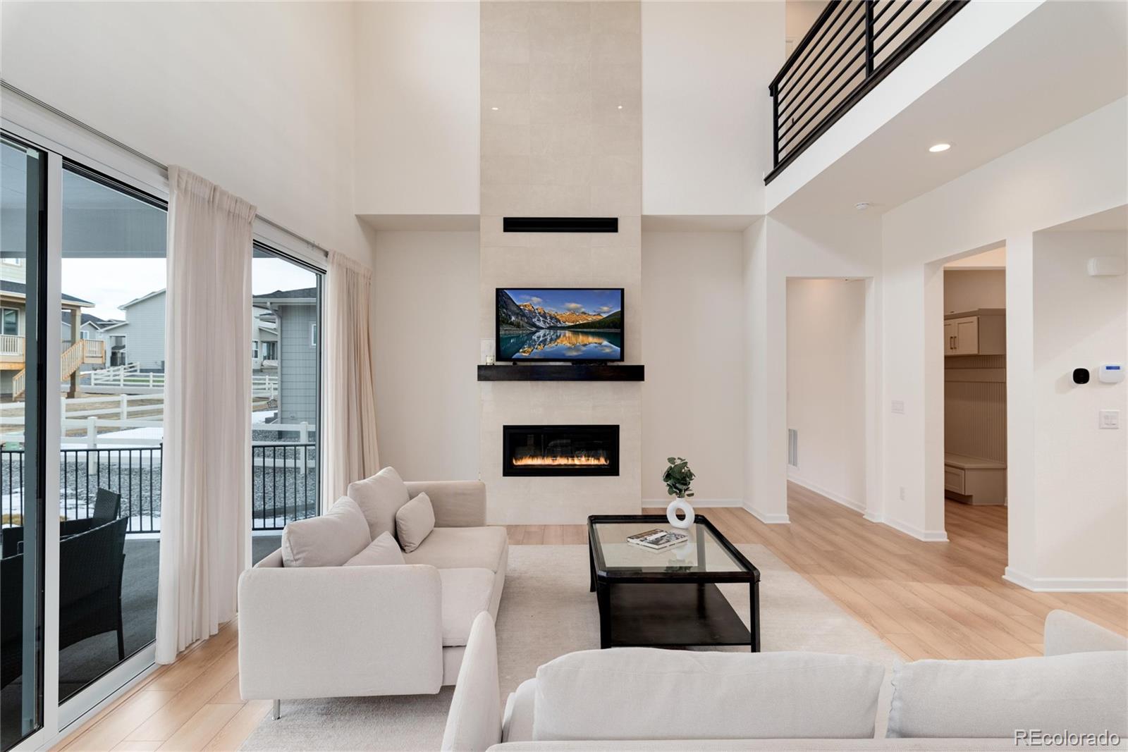 5633 Loma Vista Drive