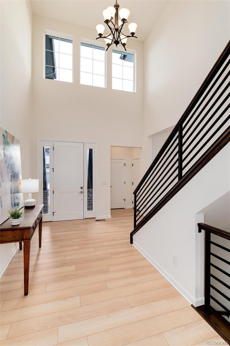 5633 Loma Vista Drive