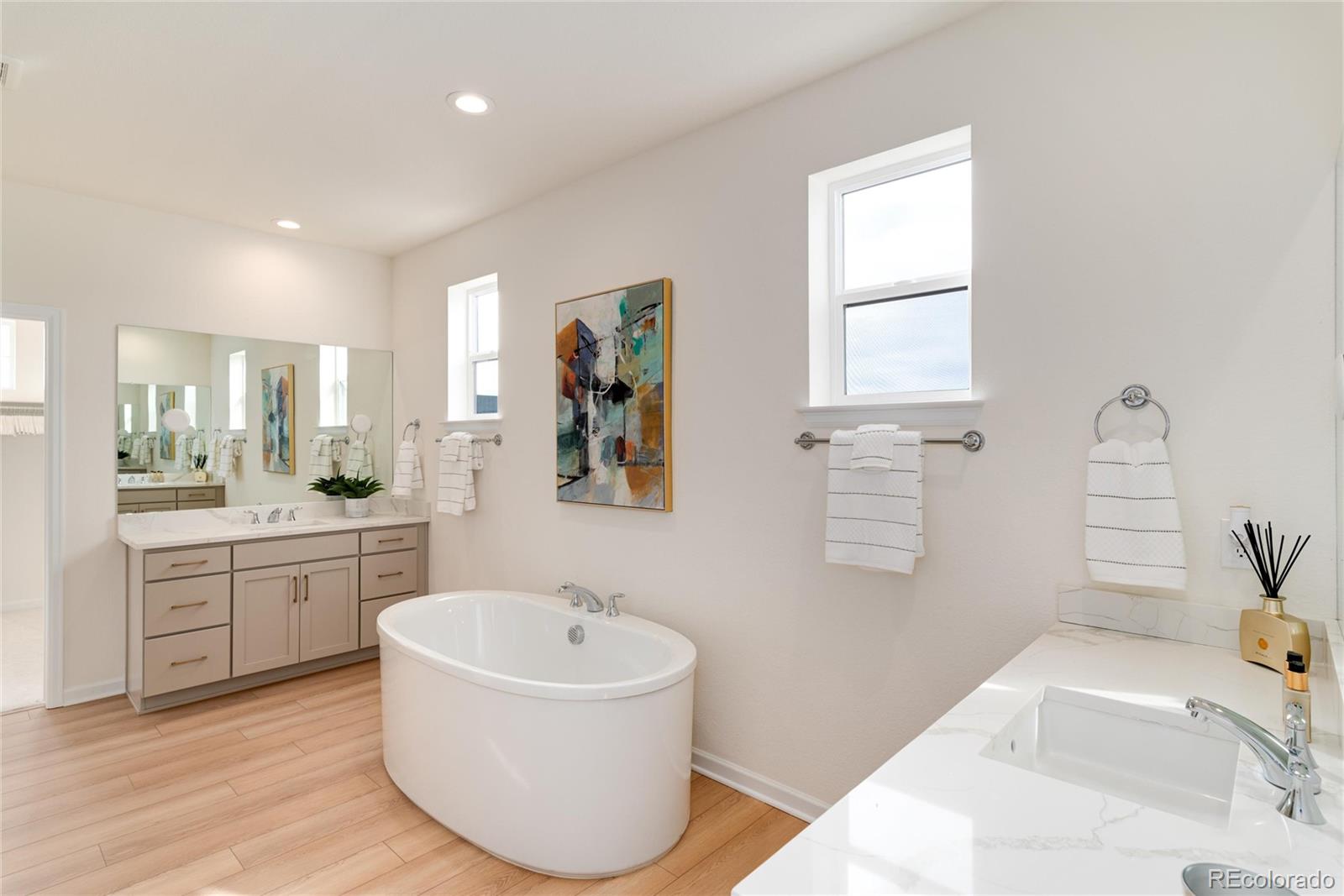 5633 Loma Vista Drive