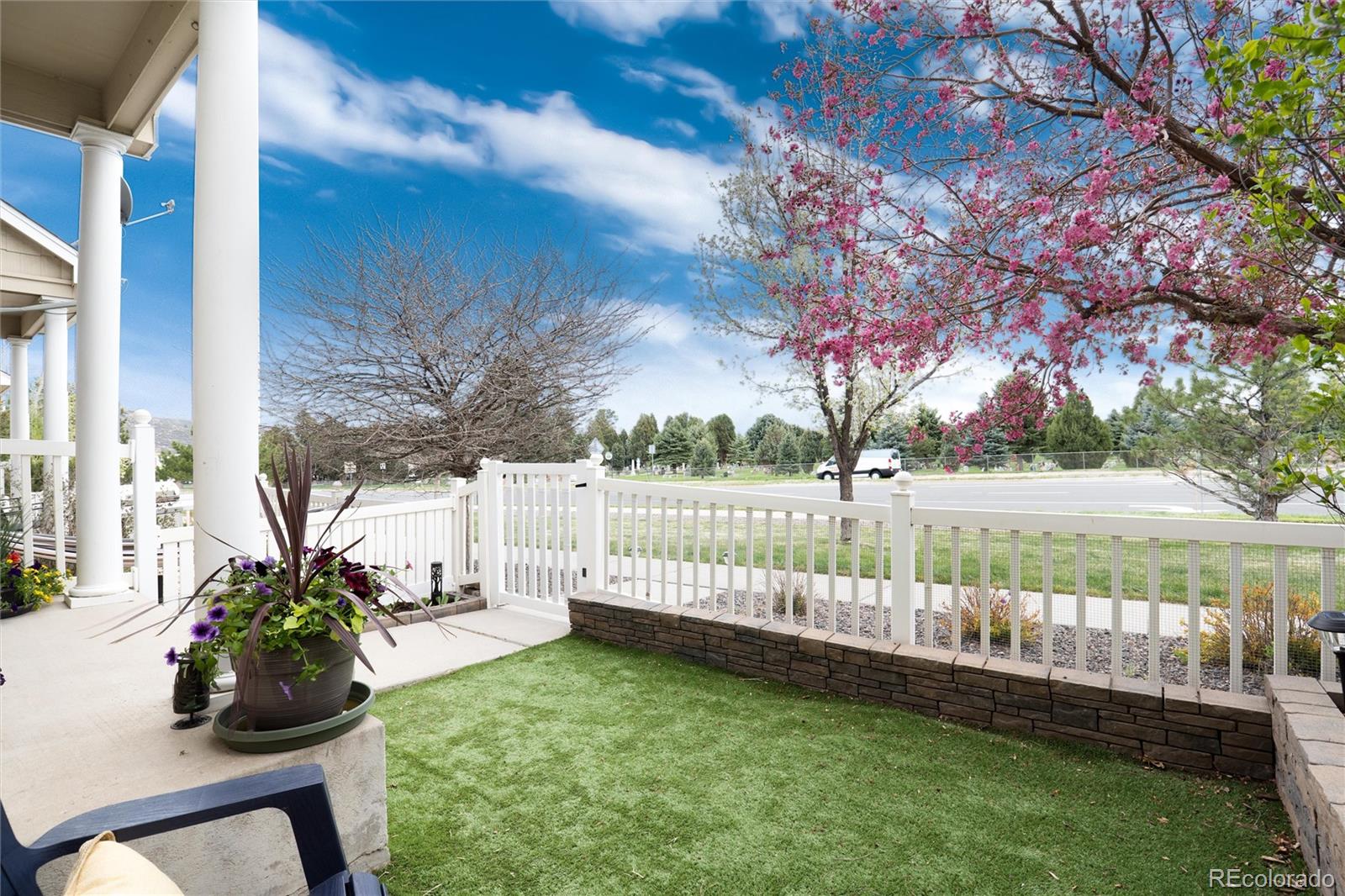 1522 Chimney Peak Drive