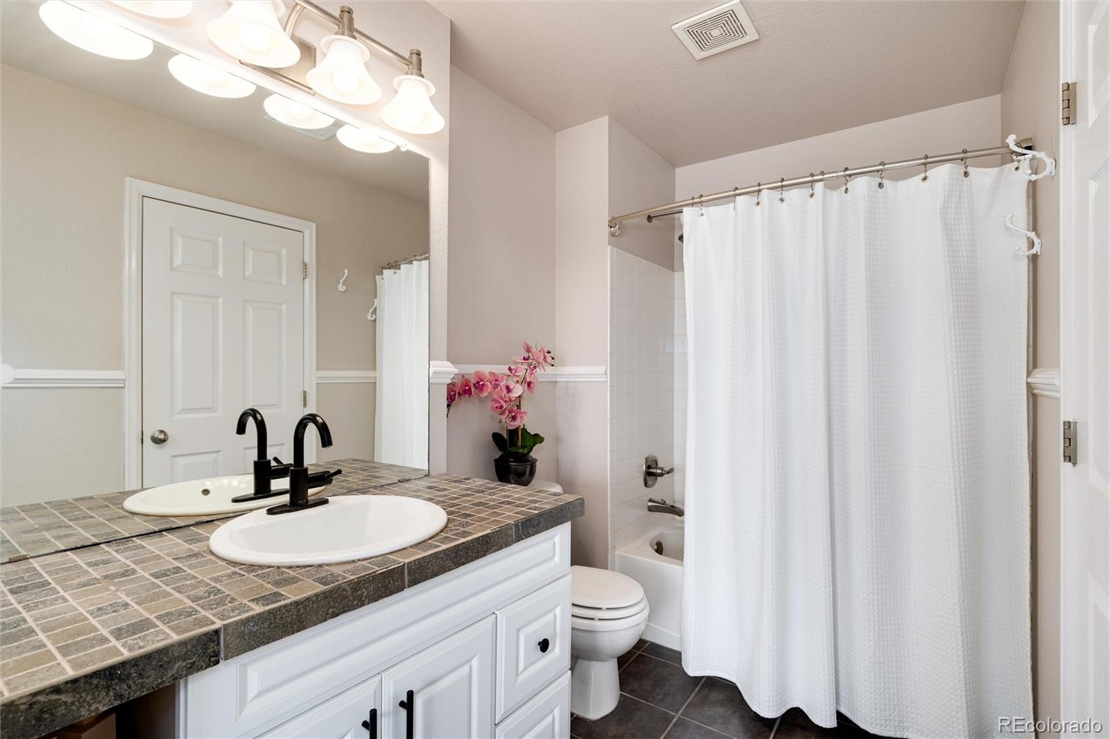 1522 Chimney Peak Drive