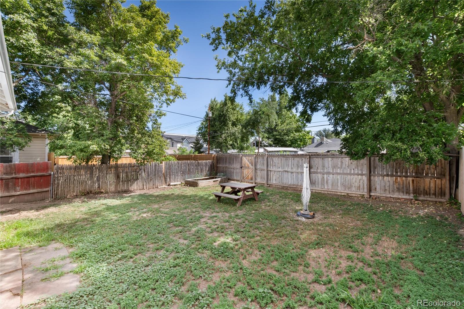 2822 S Cherokee Street