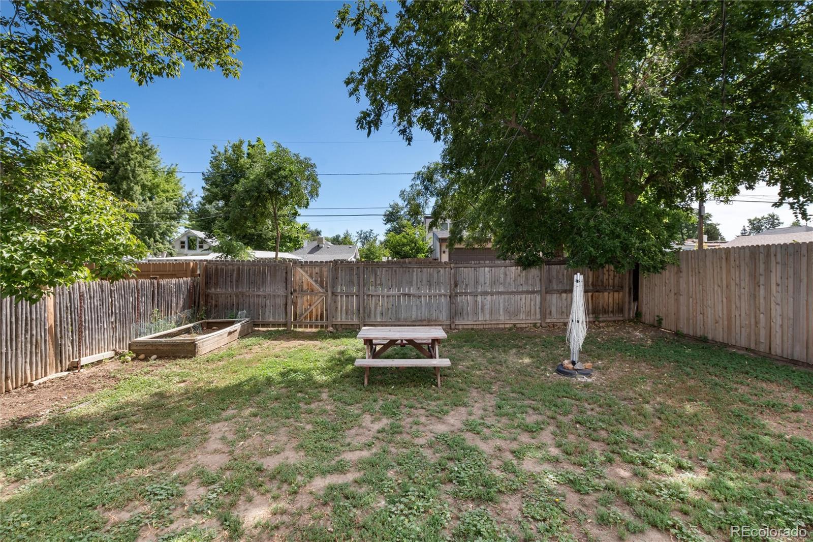 2822 S Cherokee Street