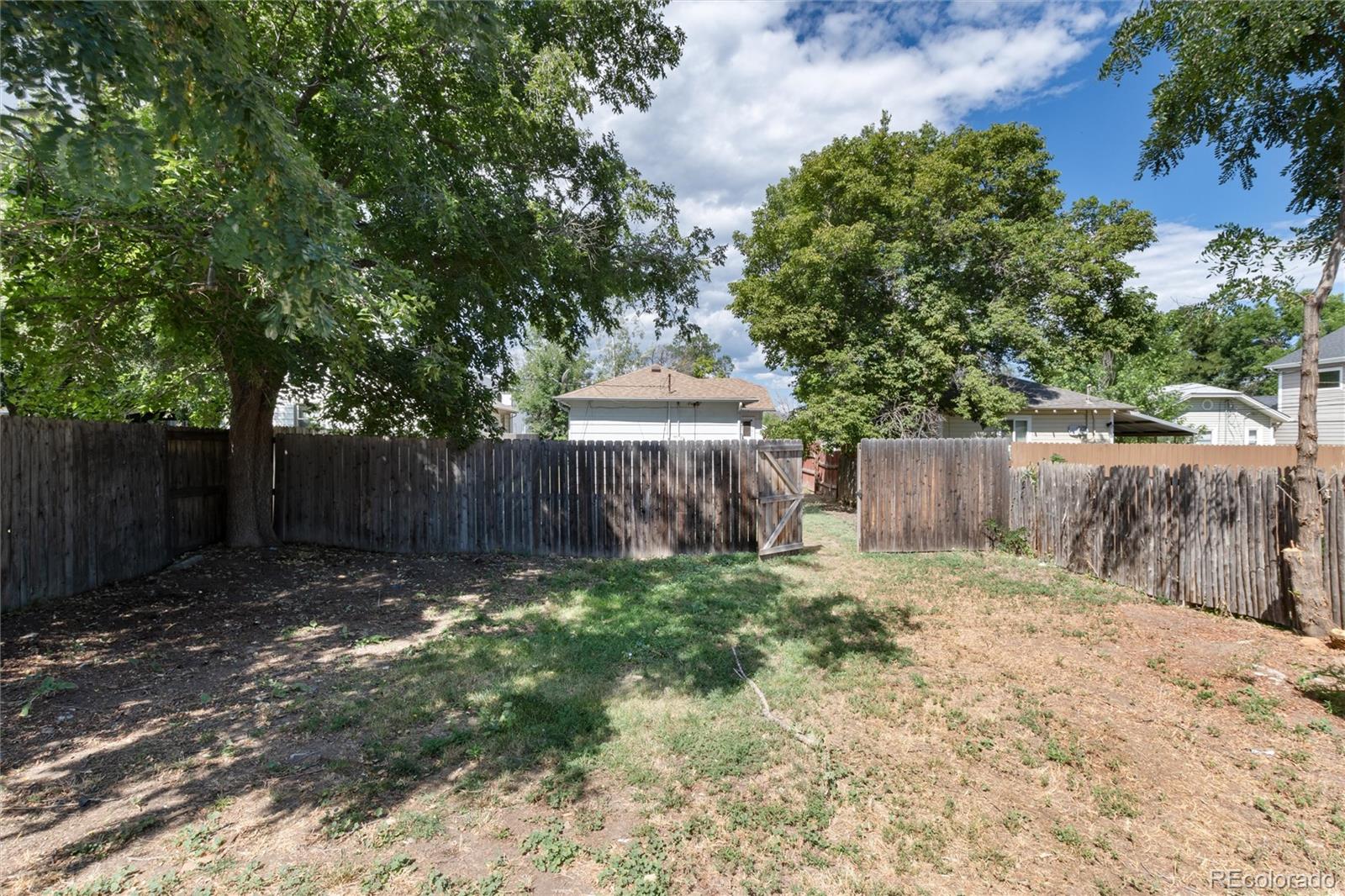 2822 S Cherokee Street