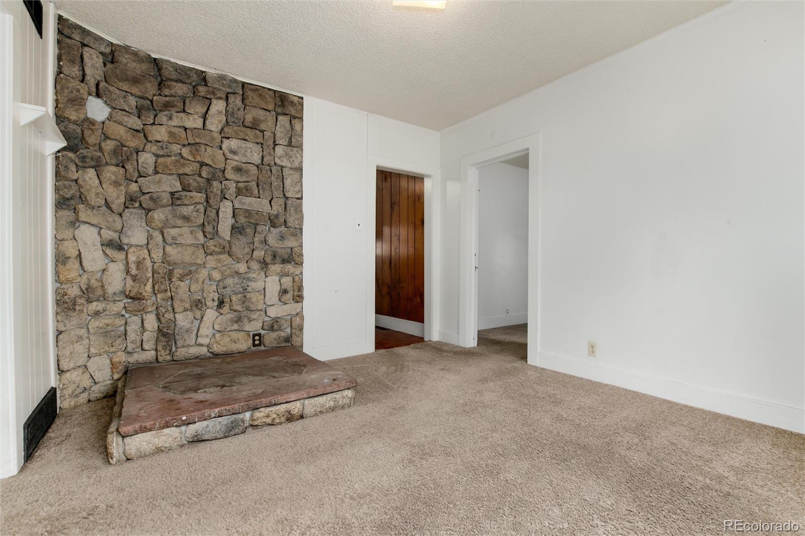 2822 S Cherokee Street