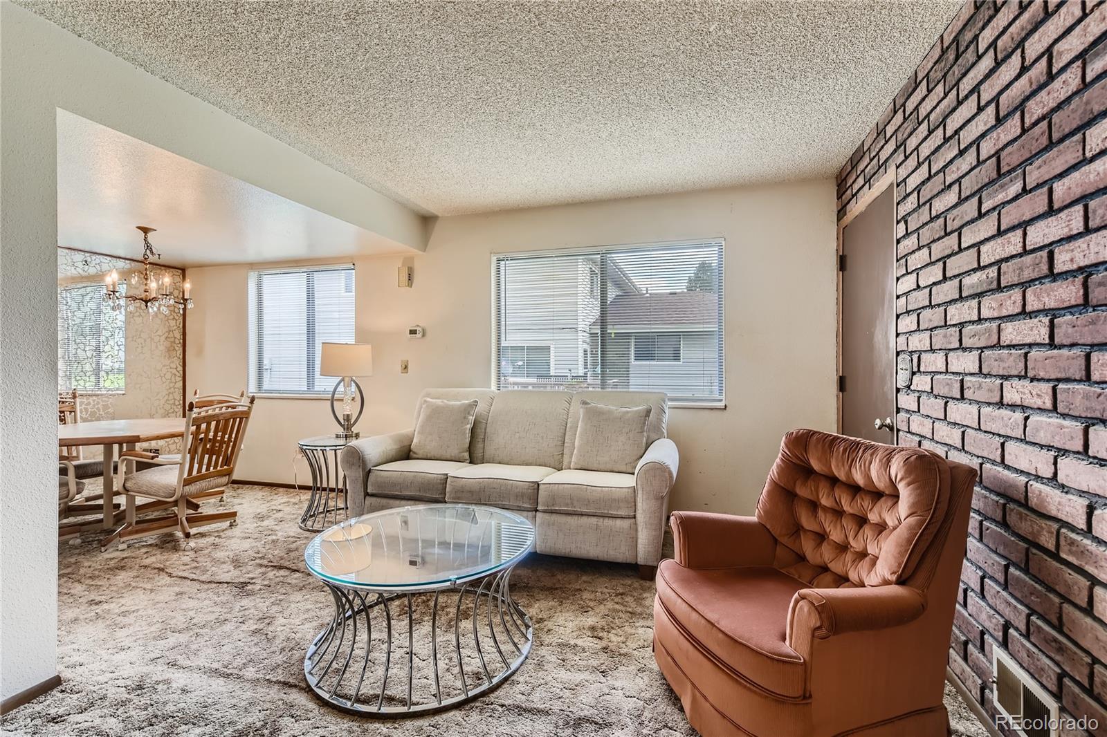 3225 S Garrison Street Unit: 15