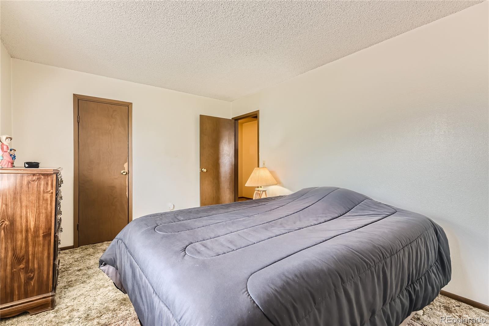 3225 S Garrison Street Unit: 15