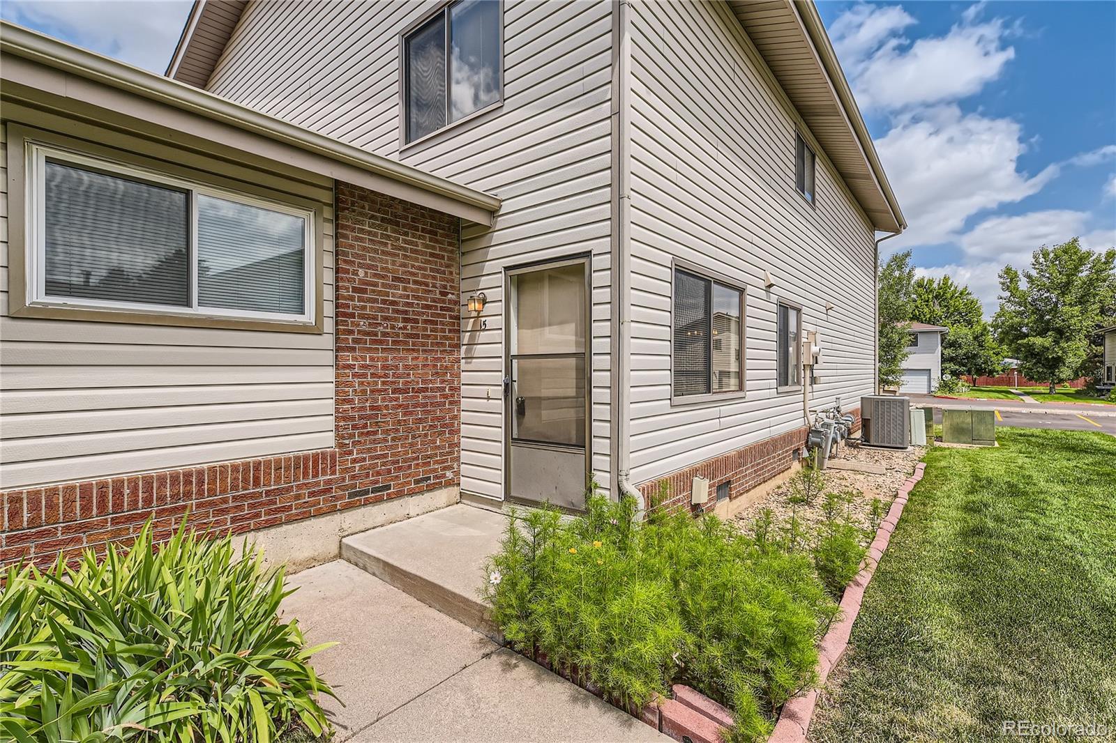 3225 S Garrison Street Unit: 15