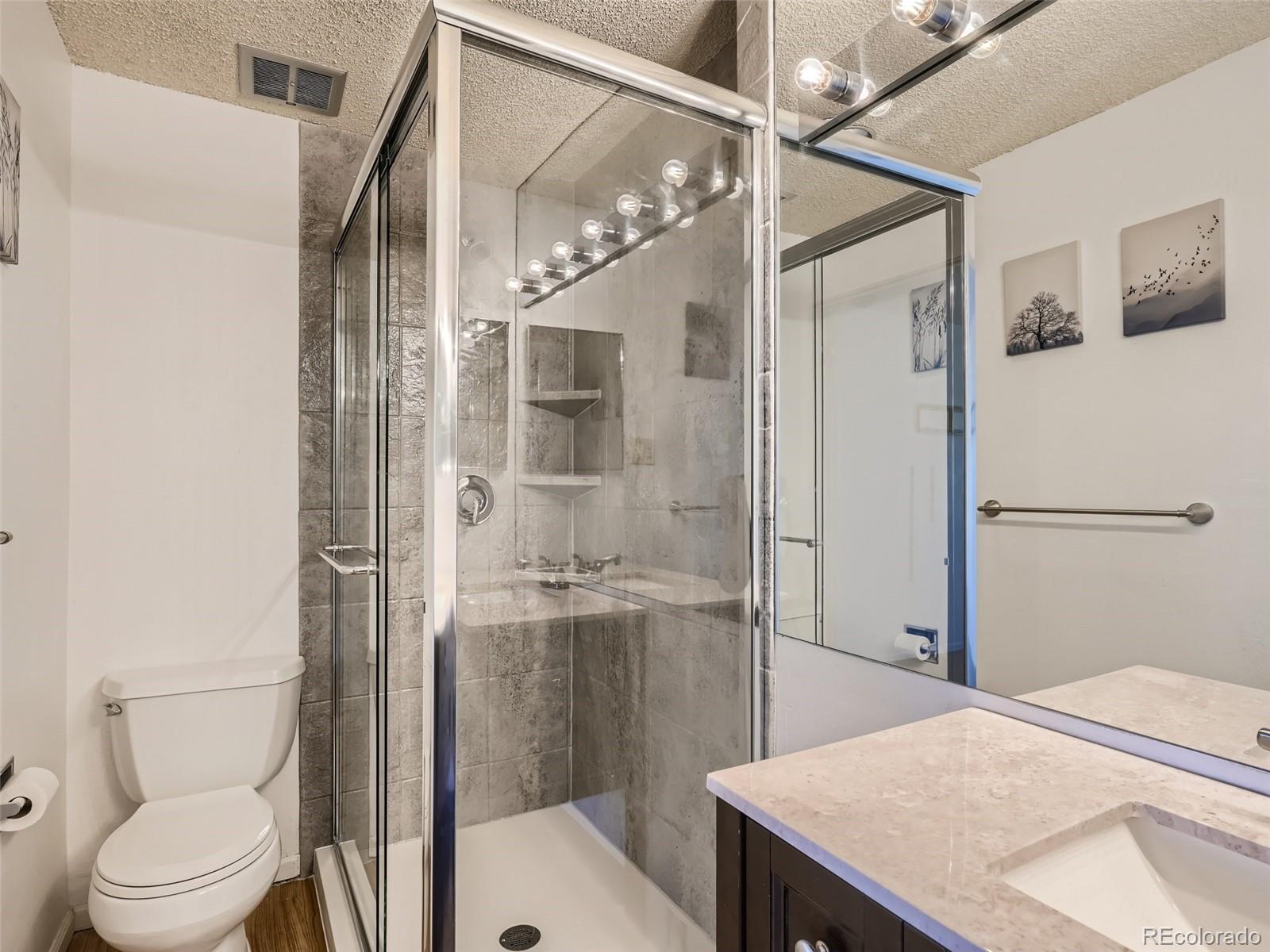 2917 S Locust Street