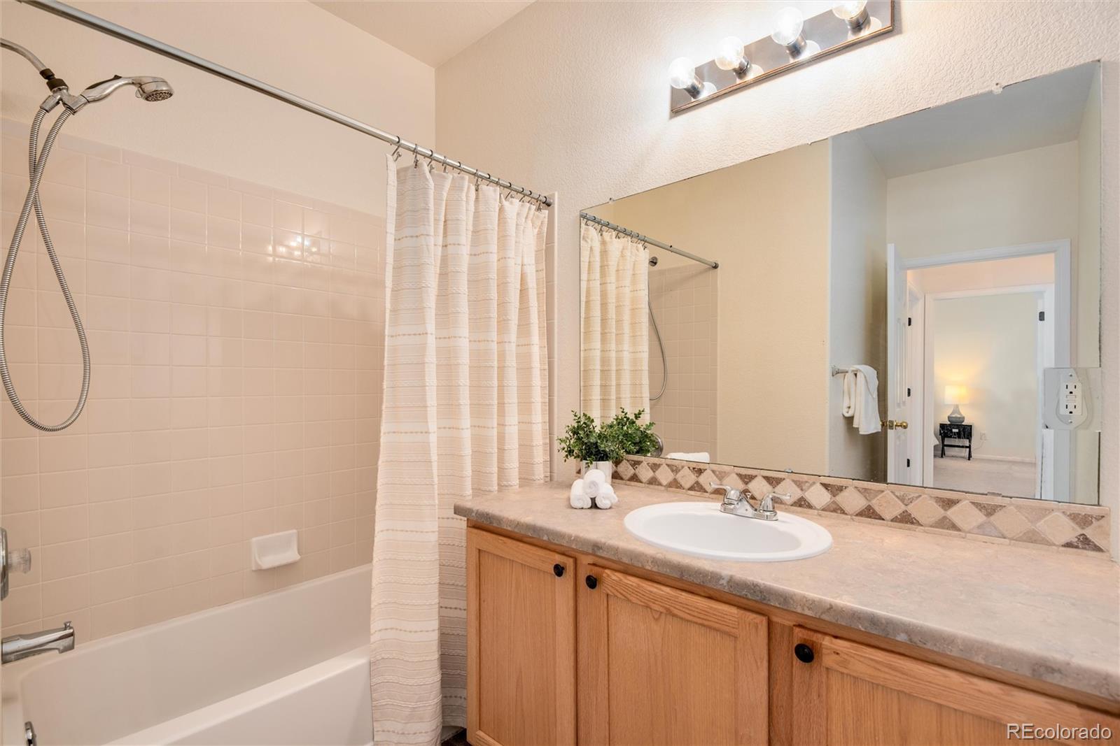 14400 Albrook Drive Unit: 60