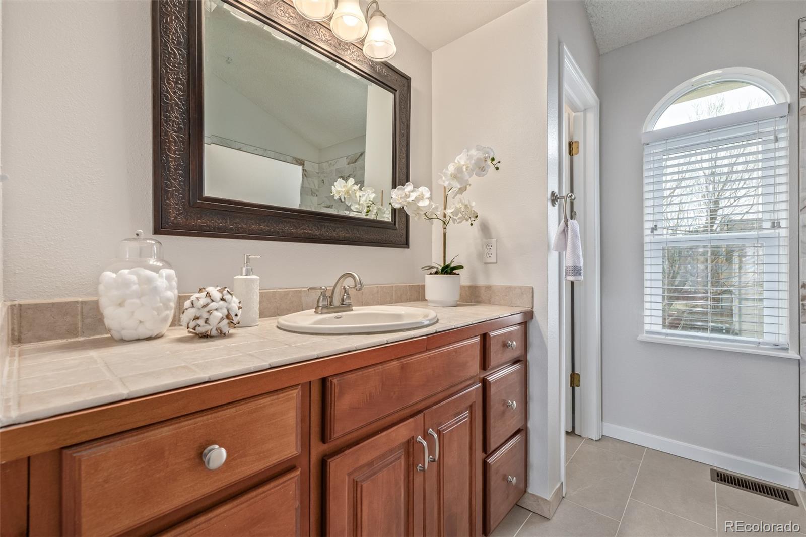 116 S Lindsey Street