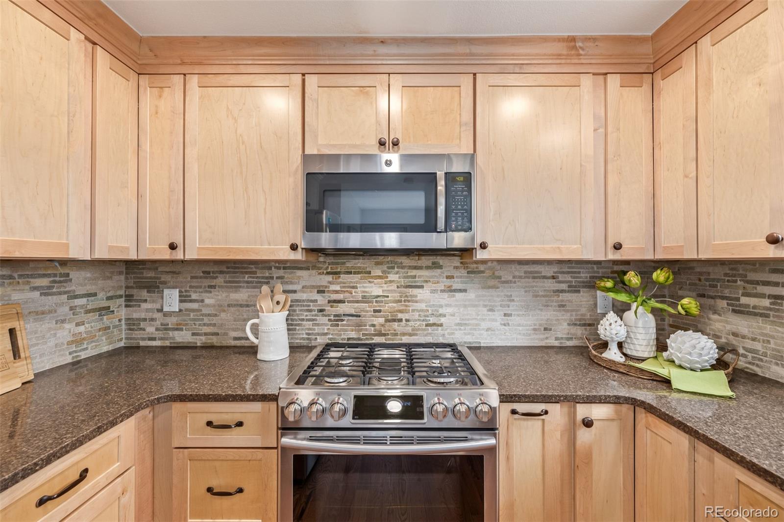 116 S Lindsey Street