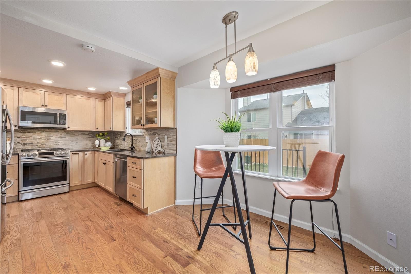 116 S Lindsey Street